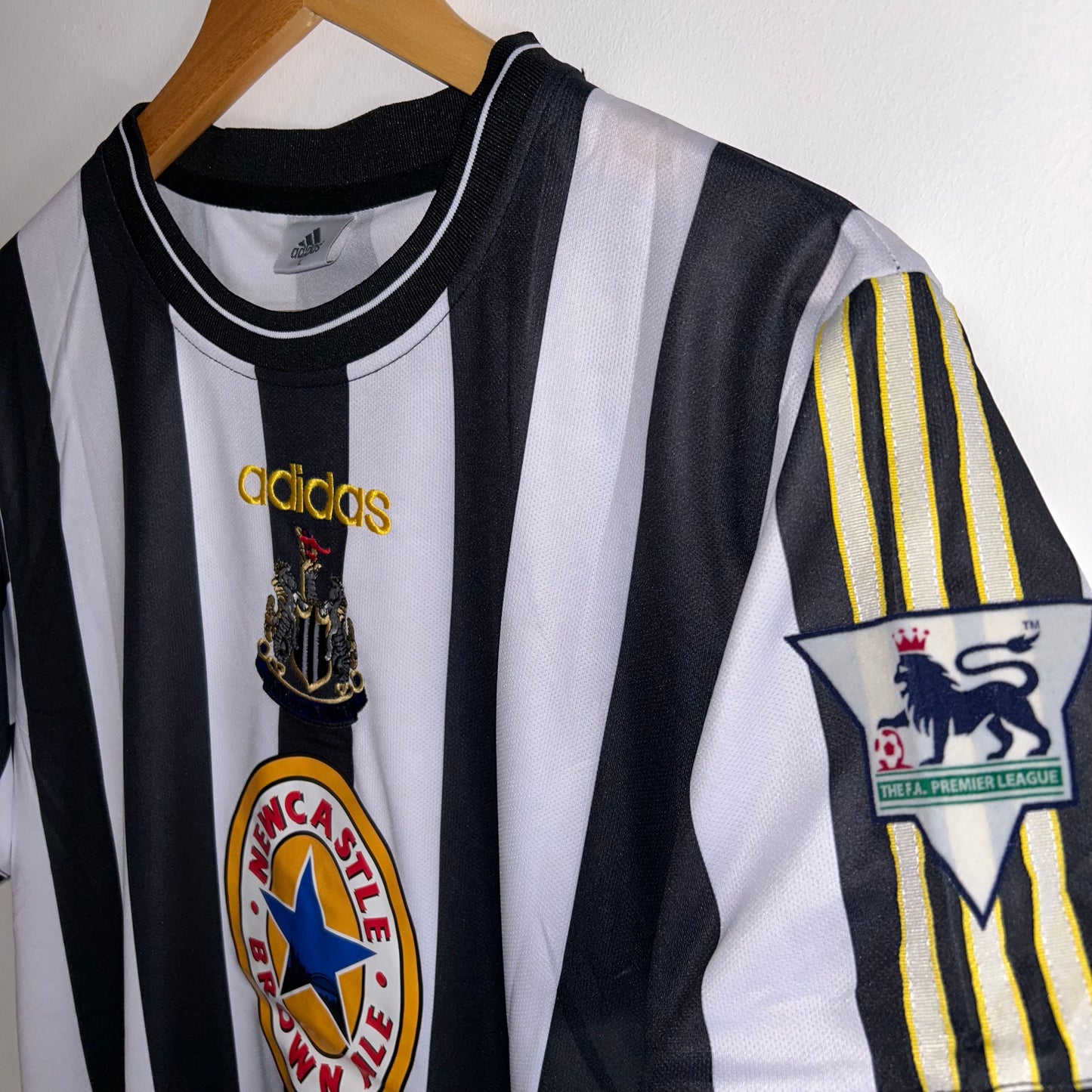 Newcastle 1997/99 Home Shirt